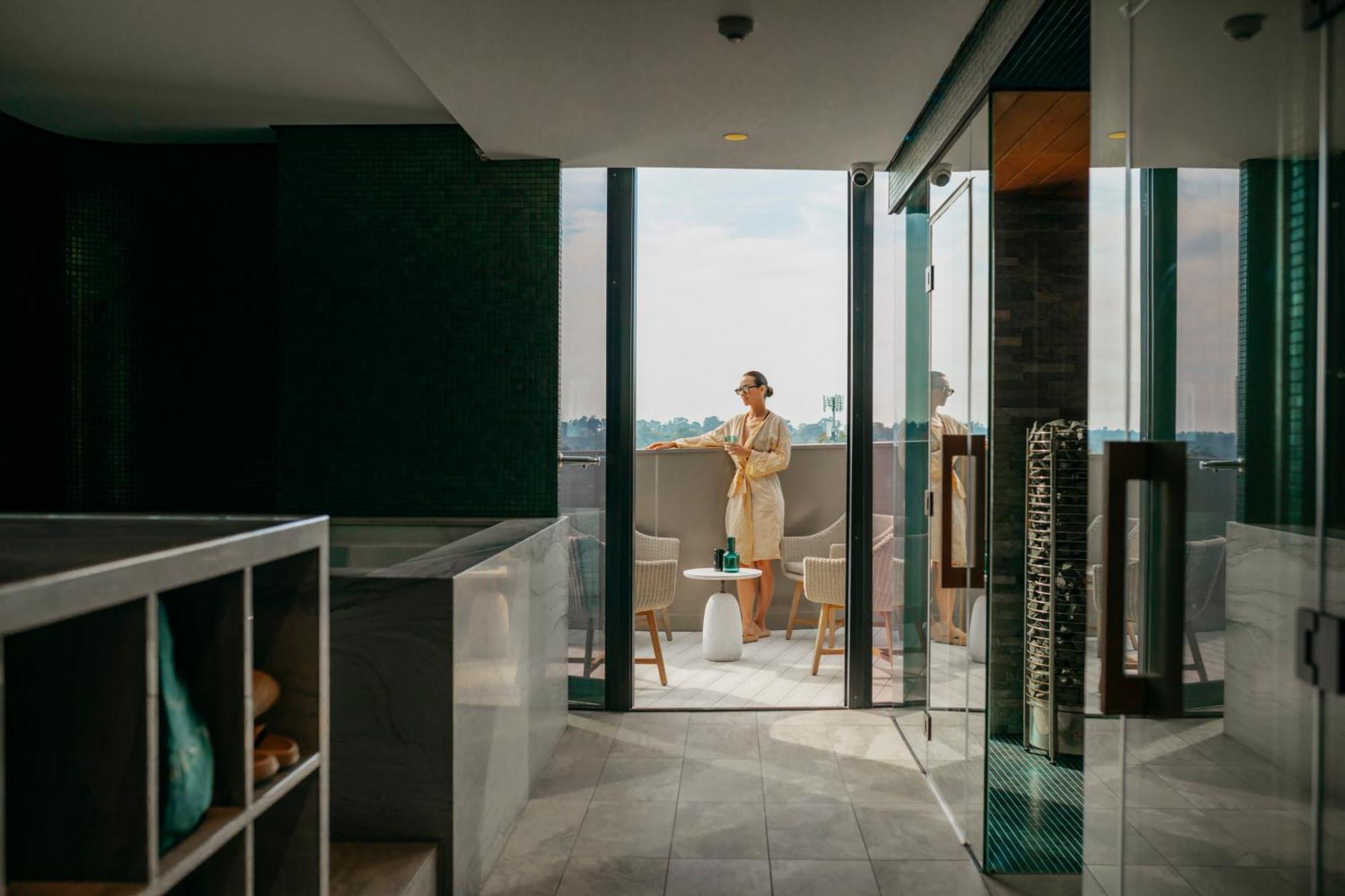 Astina Suites, Пенрит Экстерьер фото